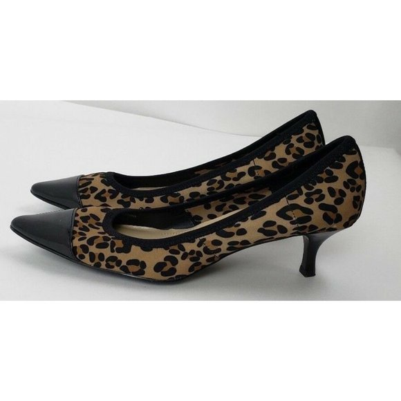 Ellen Tracy Animal Print Pointy Toe Pumps Heels - Picture 2 of 5